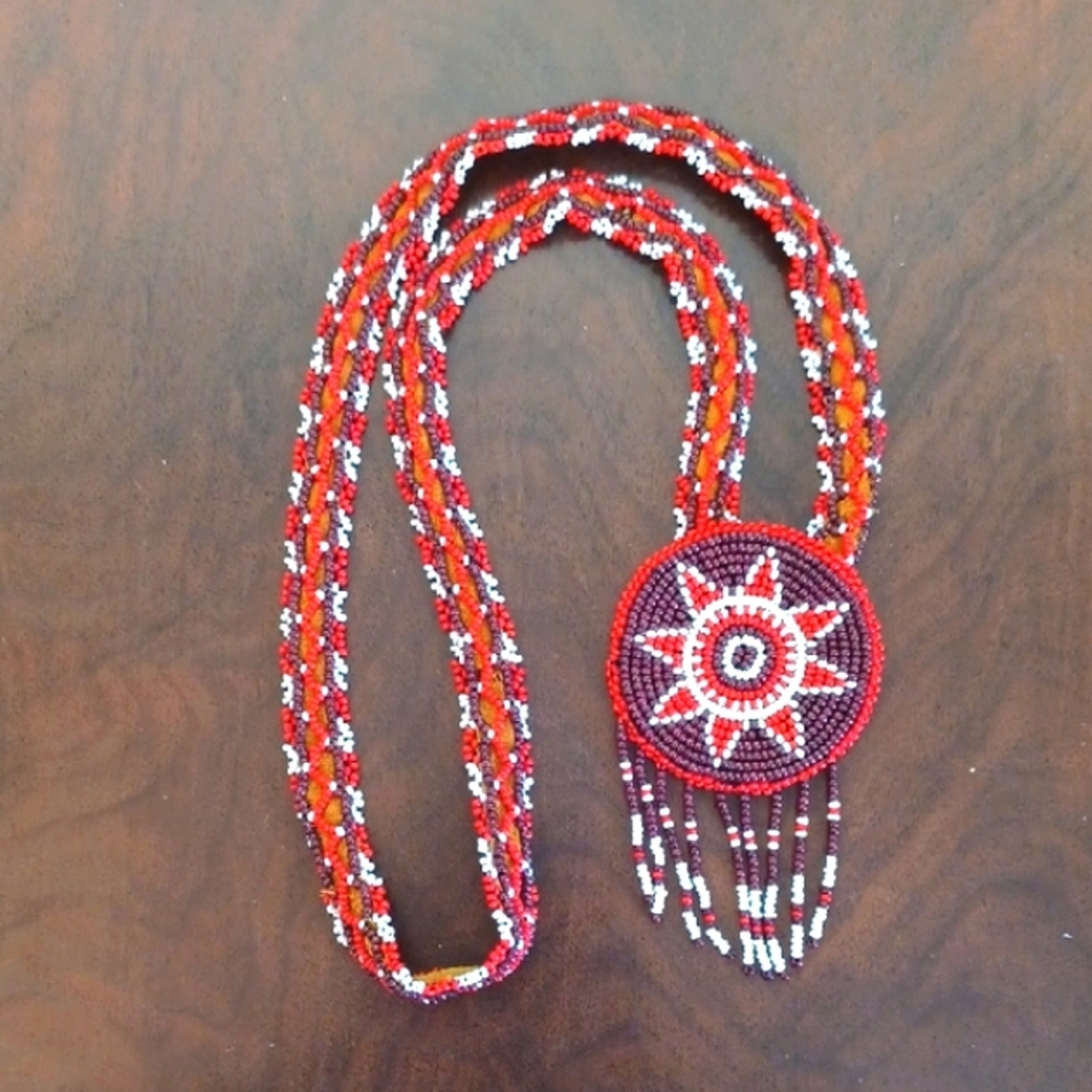 Hand Made Aboriginal Medallion Red Beaded Necklace 6949